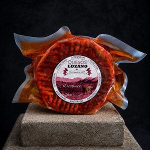 Queso de cabra madurado con pimentón